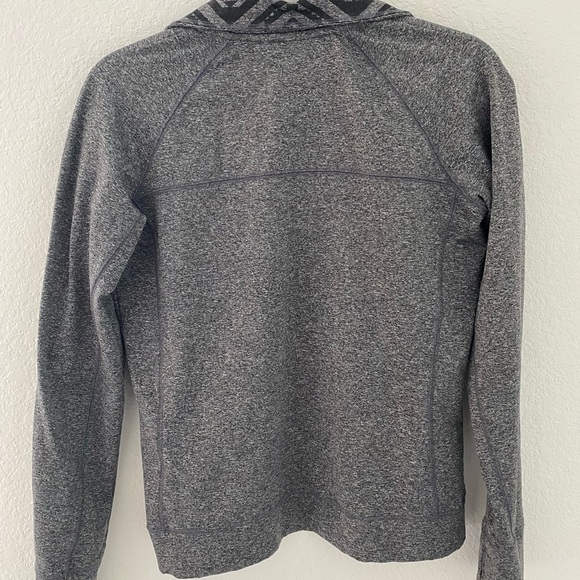 PINK Victoria’s Secret Women’s Gray Half Zip Sweatshirt. Size:M Great Condition - Picture 4 of 7